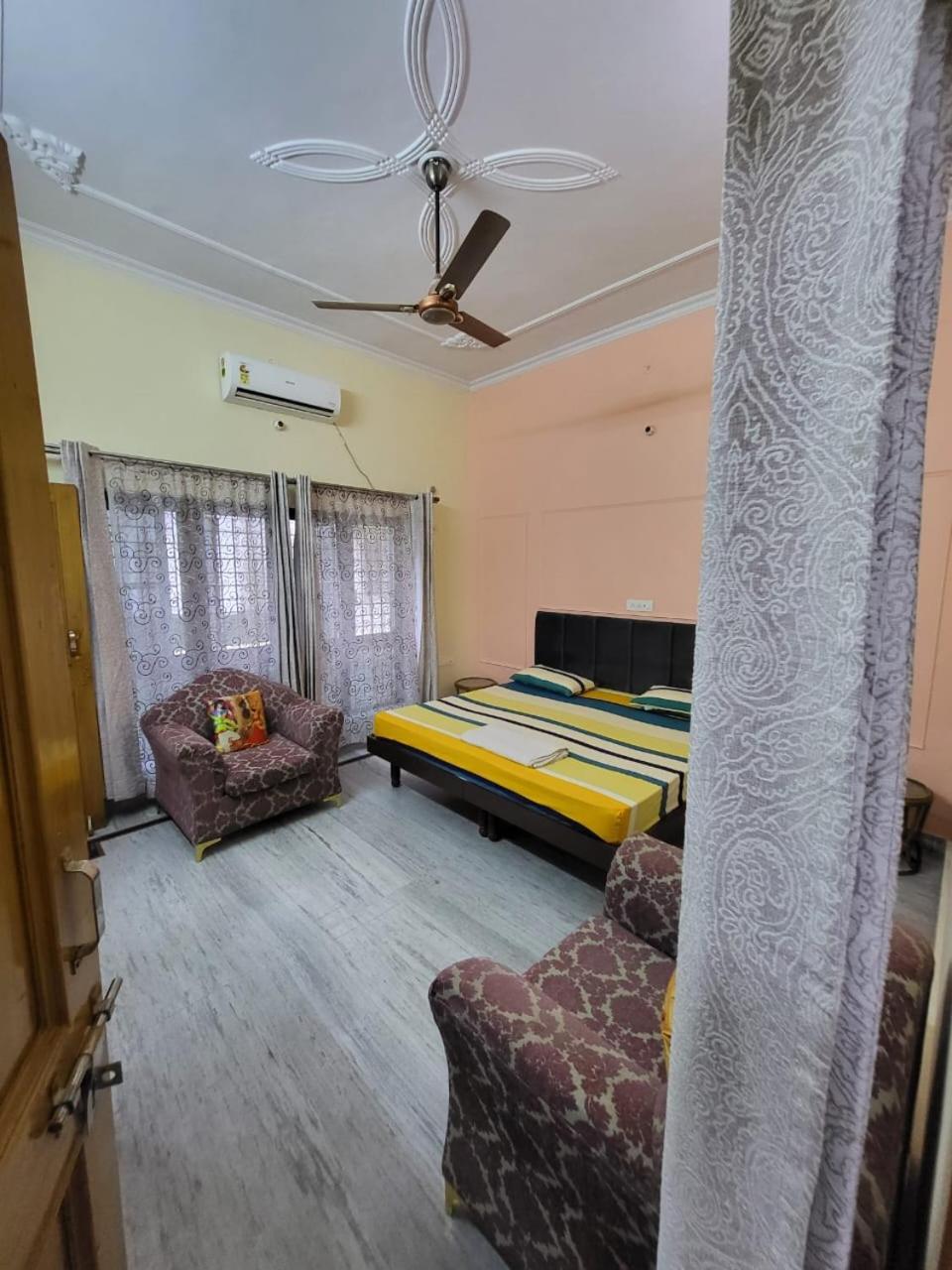 Nature View Homestay Dehradun Rum bild